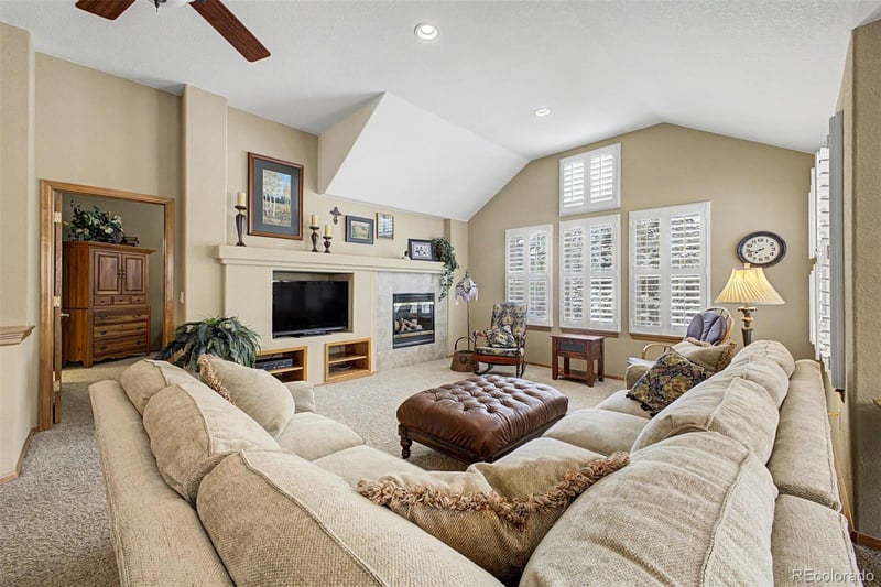 22462 Alder Dr, Aurora, CO 80016