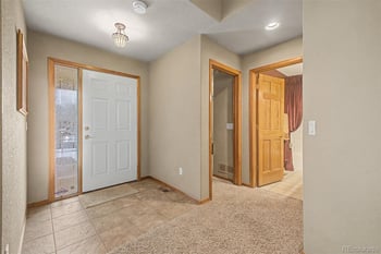 22462 Alder Dr, Aurora, CO 80016