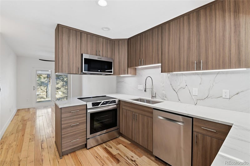 30553 Sun Creek Dr, Evergreen, CO 80439