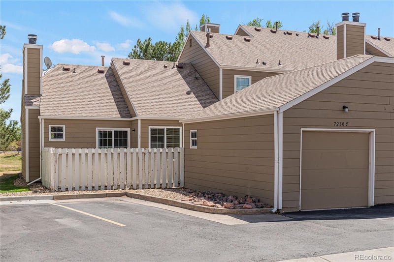 7230 Devinney Ct #F, Arvada, CO 80005