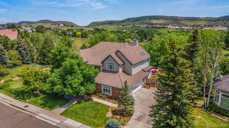 68 Deerwood Dr, Littleton, CO 80127