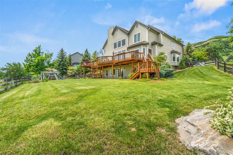 68 Deerwood Dr, Littleton, CO 80127