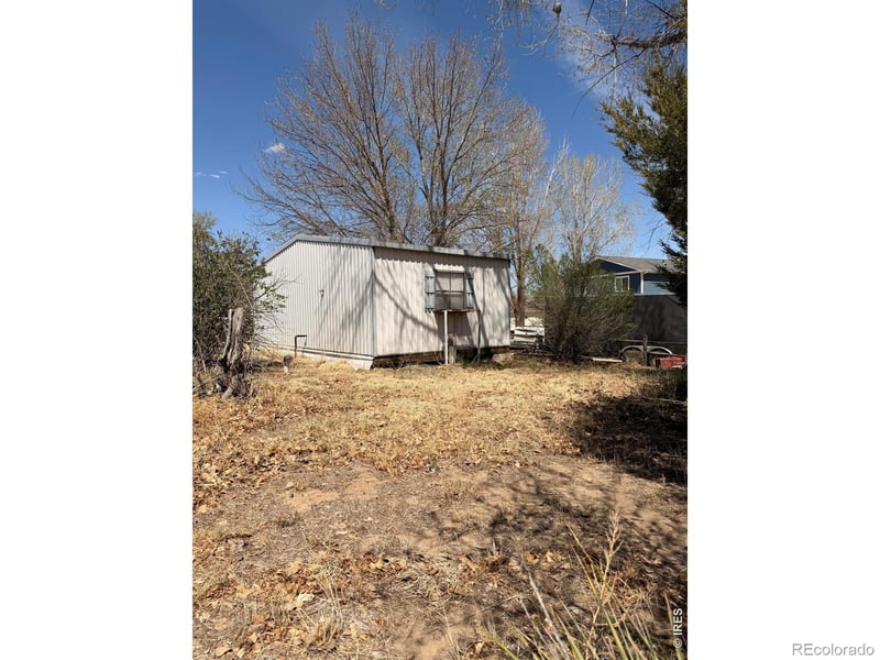 139 Cherokee Cir, Weldona, CO 80653