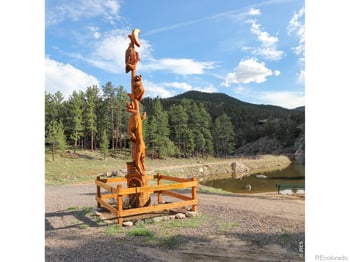 655 Kiowa Rd, Lyons, CO 80540