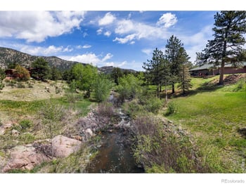 655 Kiowa Rd, Lyons, CO 80540
