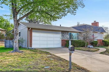 4560 Lake Cir, Centennial, CO 80121