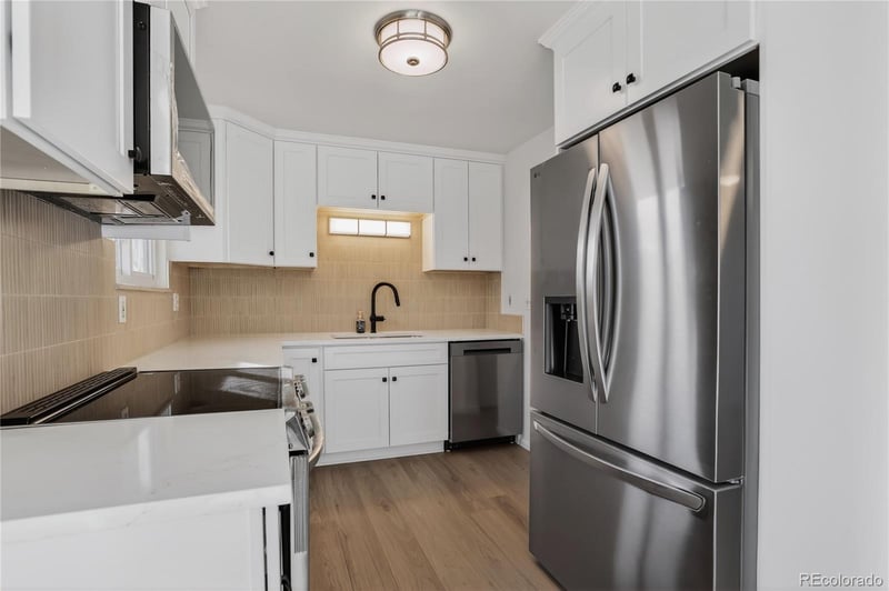 4560 Lake Cir, Centennial, CO 80121