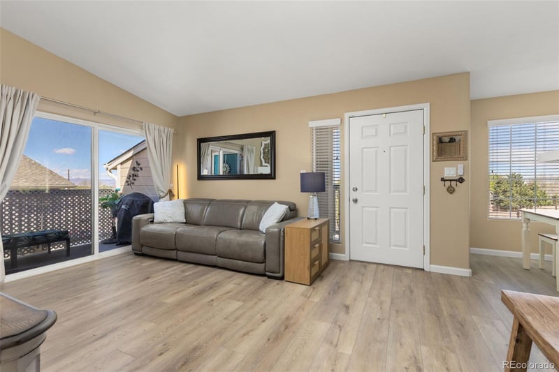 8334 Pebble Creek Way #201, Highlands Ranch, CO 80126