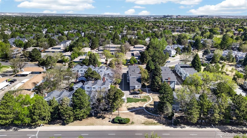 11648 Cedar Ave, Aurora, CO 80012