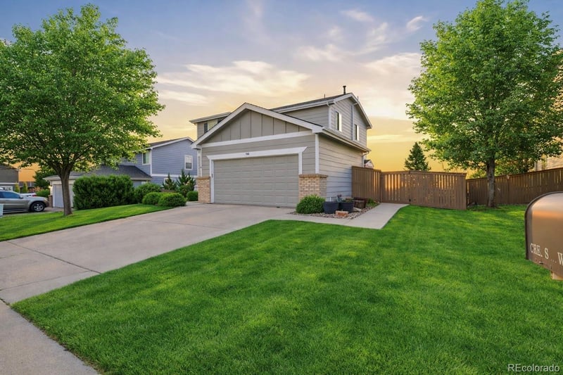 908 Crenshaw St, Castle Rock, CO 80104