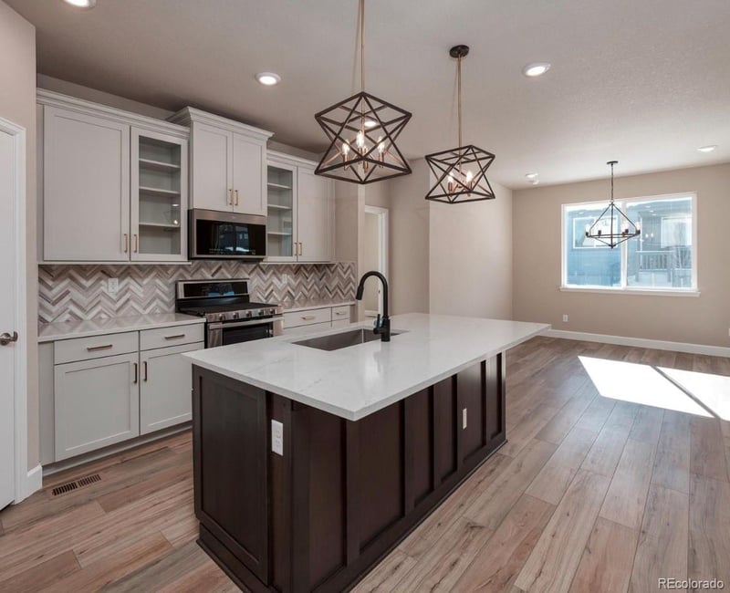 9792 Banner Peak St, Littleton, CO 80125