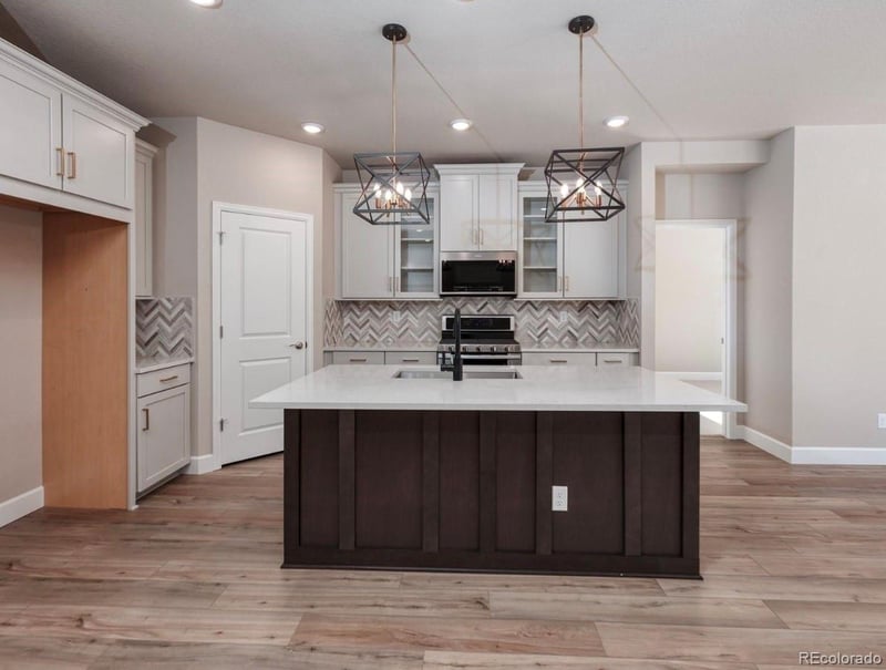 9792 Banner Peak St, Littleton, CO 80125