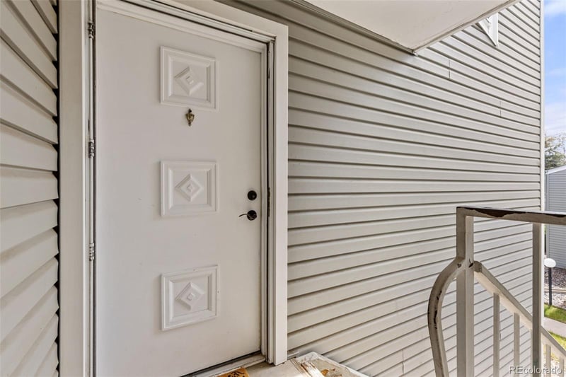 18302 Kepner Pl #203, Aurora, CO 80017