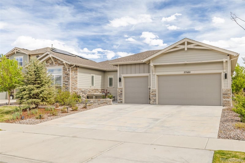 27681 Lakeview Dr, Aurora, CO 80016
