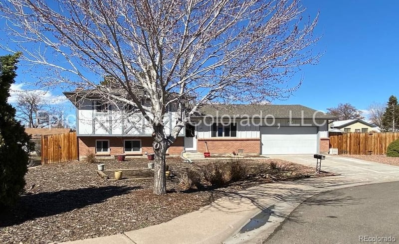 11259 Alaska Pl, Aurora, CO 80012
