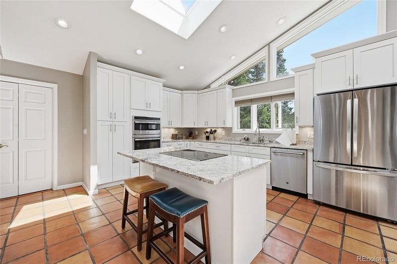 111 Foxtail Cir, Black Hawk, CO 80422