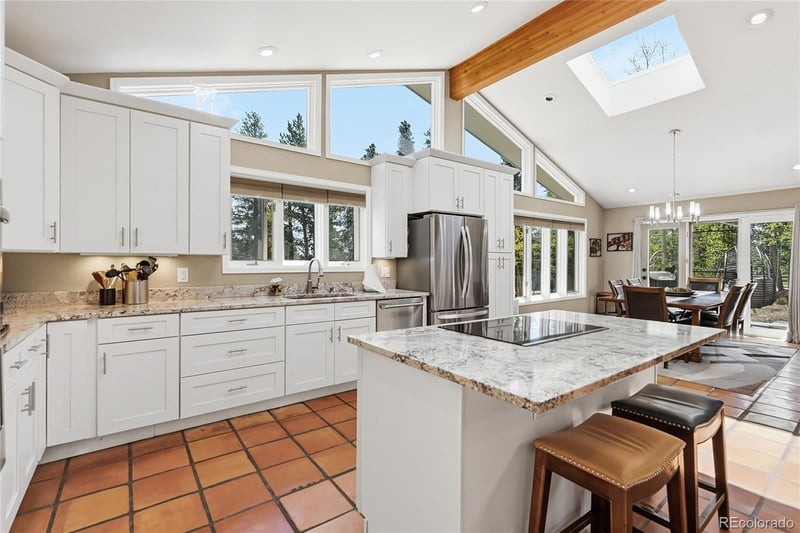 111 Foxtail Cir, Black Hawk, CO 80422