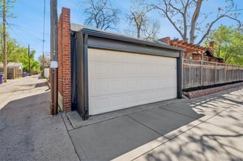 2290 Holly St, Denver, CO 80207