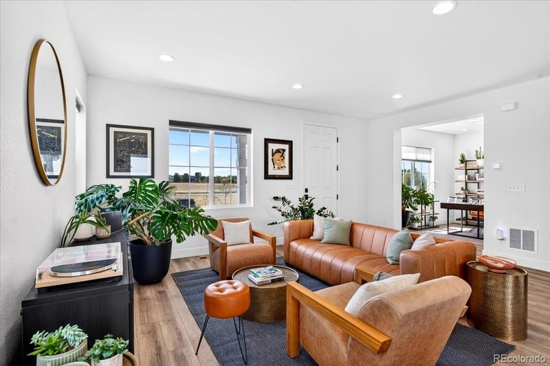 17621 Parkside Dr, Commerce City, CO 80022