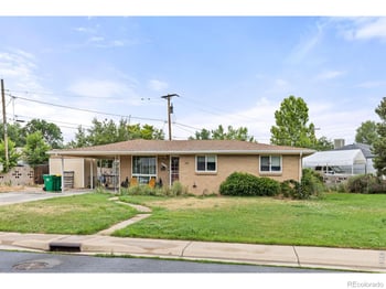 4653 Dover St, Wheat Ridge, CO 80033