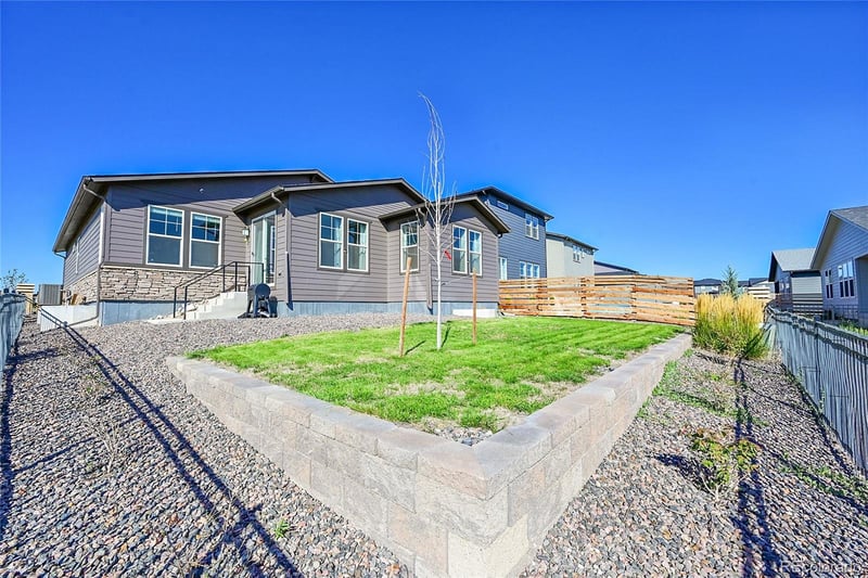 23642 40th Ave, Aurora, CO 80019