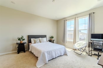 23642 E 40th Ave, Aurora, CO 80019
