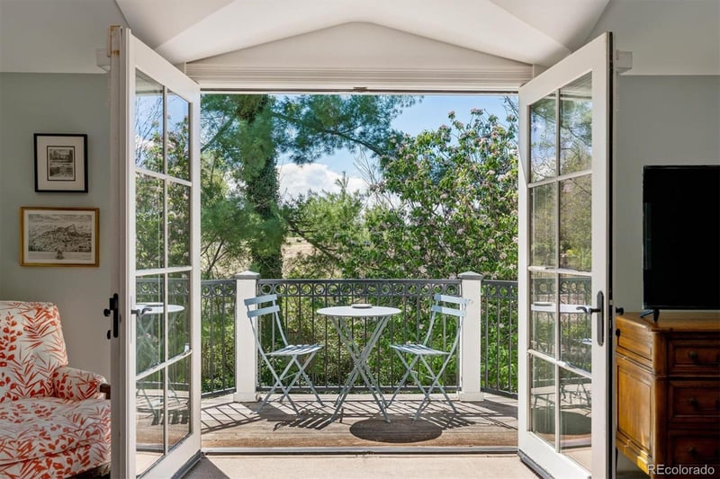 300 Clermont St, Denver, CO 80220