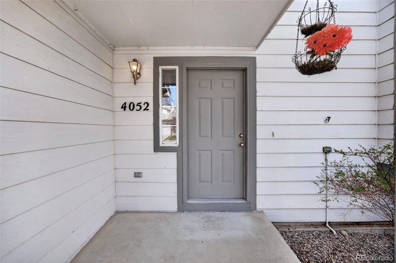 4052 Kirk Way, Aurora, CO 80013