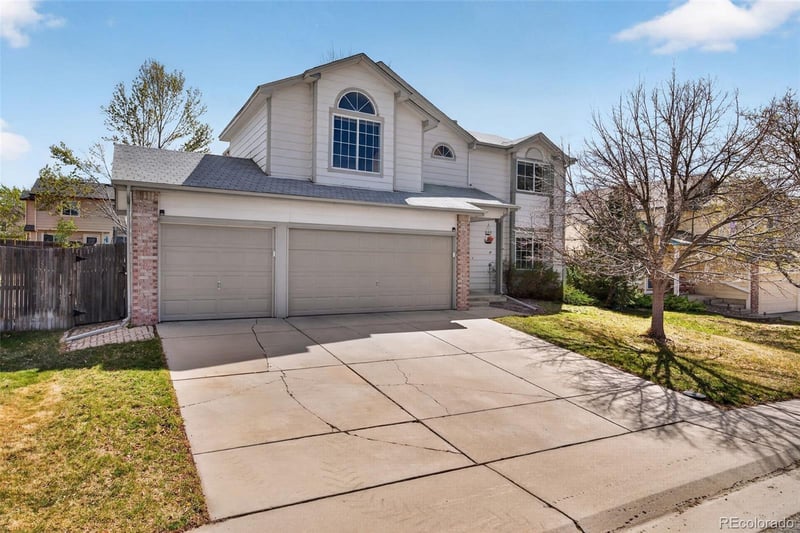 4052 Kirk Way, Aurora, CO 80013