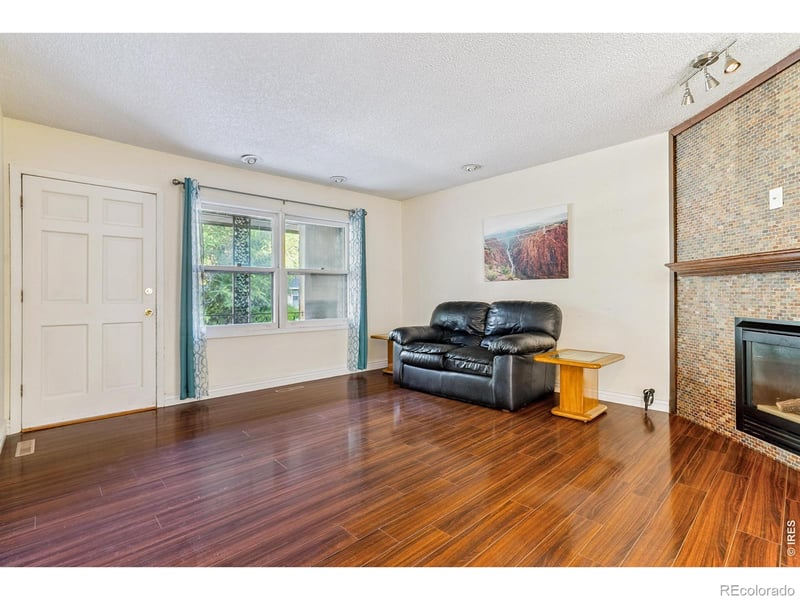 700 Riverbend Dr, Fort Collins, CO 80524