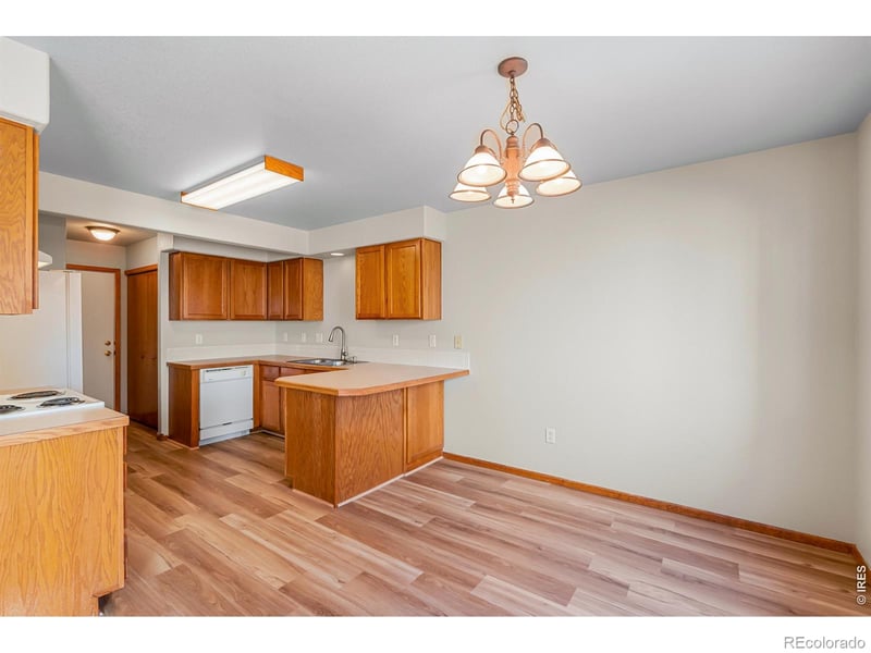 1018 Winona Cir, Loveland, CO 80537