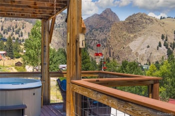 301 3rd St, Creede, CO 81130