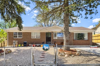 126 Roosevelt St, Colorado Springs, CO 80909