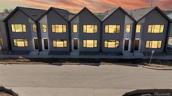 913 Edge Cir, Longmont, CO 80501