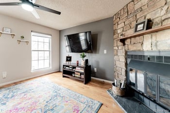 8030 Columbine Ct, Centennial, CO 80122