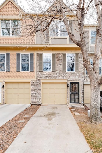 8030 S Columbine Ct, Centennial, CO 80122