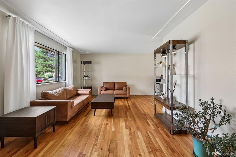 9210 52nd Ave, Arvada, CO 80002