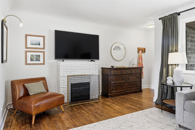 2815 Oneida St, Denver, CO 80207