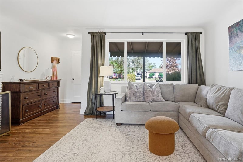 2815 Oneida St, Denver, CO 80207