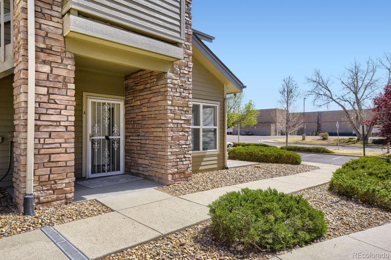 18284 Floyd Ave #A, Aurora, CO 80013