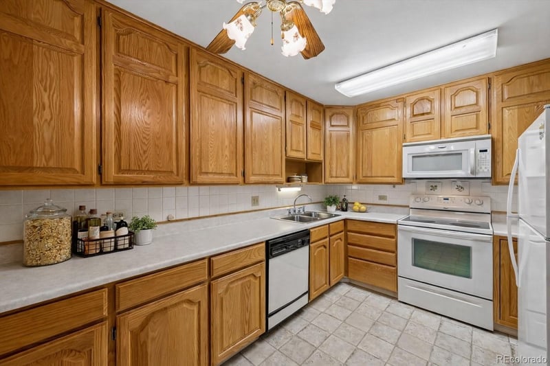 9625 Center Ave #5C, Denver, CO 80247