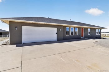 668 Milt Dr, Pueblo, CO 81007