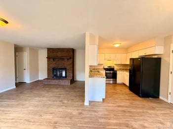 1437 Centennial Dr, Longmont, CO 80501