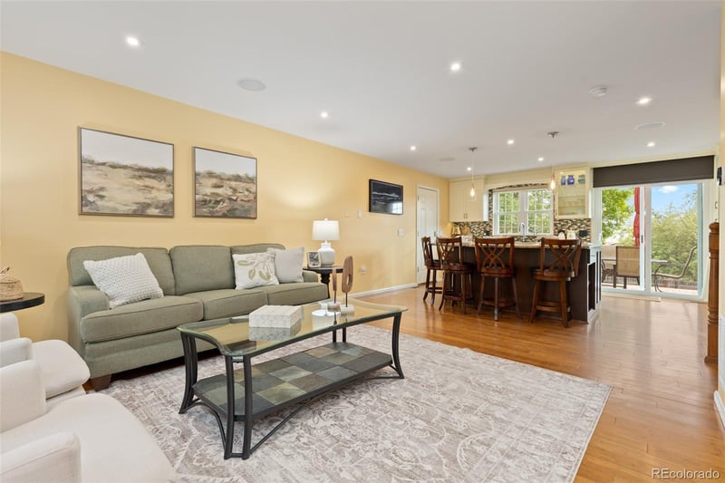 1137 Maple Cir, Broomfield, CO 80020