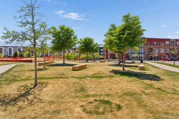 480 Fremont Pl #402, Centennial, CO 80122