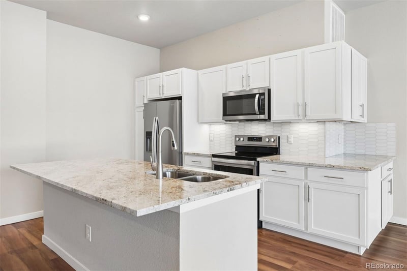 480 Fremont Pl #402, Centennial, CO 80122