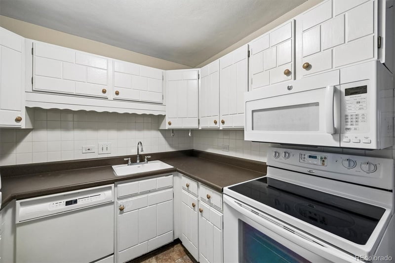 7801 35th Ave #309, Wheat Ridge, CO 80033