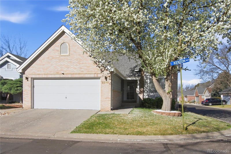 2217 Kenton Way, Aurora, CO 80014
