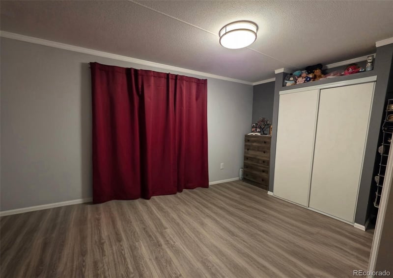 2550 96th Ave, Denver, CO 80260