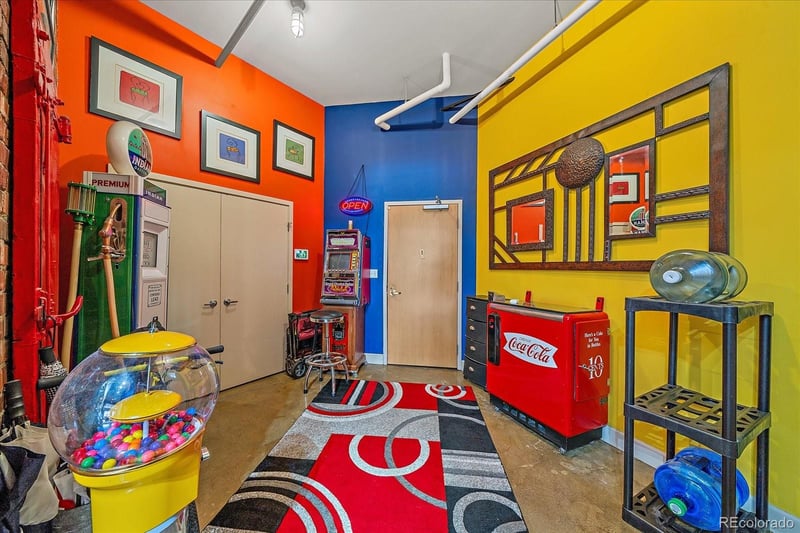 2500 Walnut St #202, Denver, CO 80205